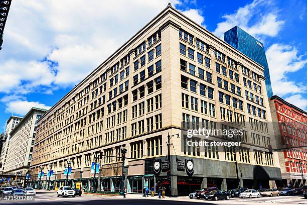 robert morris center, downtown chicago - robert morris college stock pictures, royalty-free photos & images