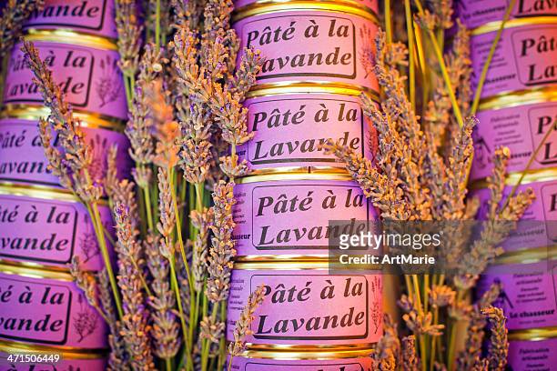 lavender pate - franse gerechten stockfoto's en -beelden