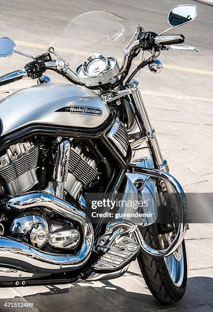 front view of a harley davidson - harley davidson stock pictures, royalty-free photos & images