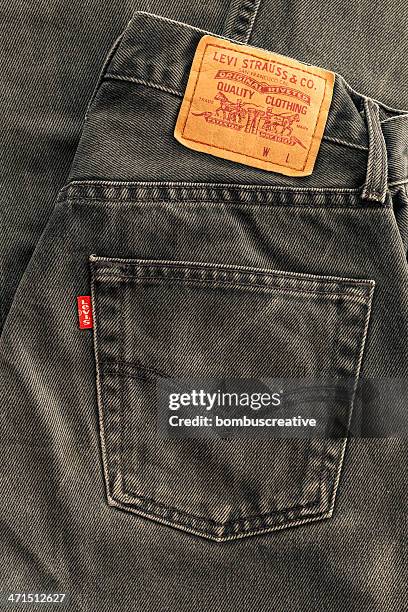 levi's jeans label - jeans with designs on back pockets stock pictures, royalty-free photos & images