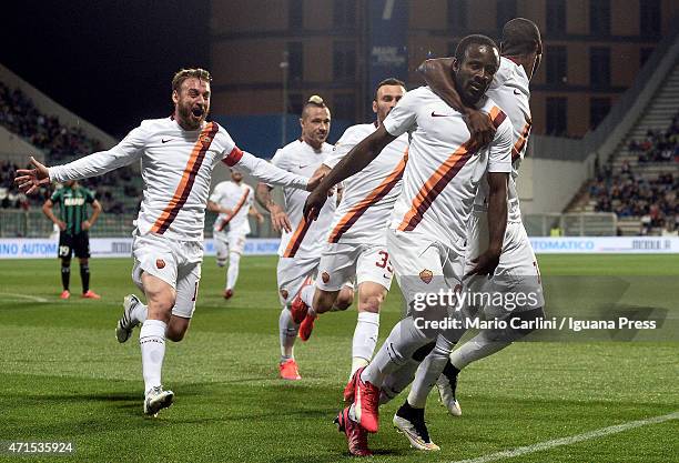 Seydou Doumbia of AS Roma celebrates after scoring the opening goal during the Serie A match between US Sassuolo Calcio and AS Roma on April 29, 2015...