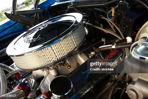 1967 chevrolet camaro super sport restored engine - chevrolet-camaro-super-sport stockfoto's en -beelden