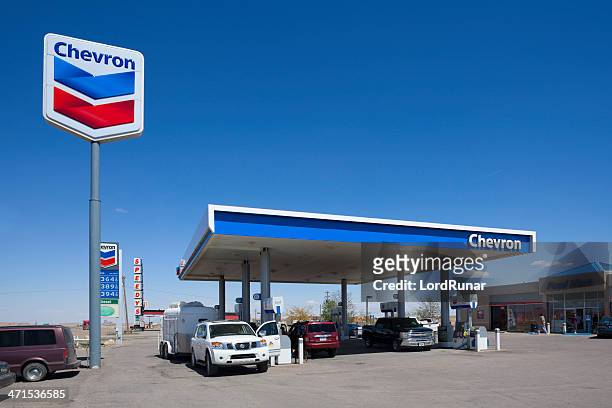 chevron gas station - chevron gasoline station bildbanksfoton och bilder