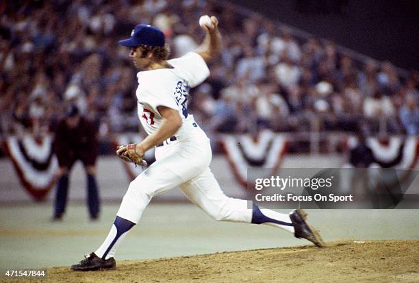 Andy Messersmith of the Los Angeles Dodgers and the National League All-Stars pitches against the American League All-Stars during Major League...