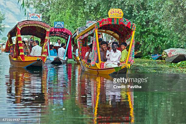 indian tourists on lake dal srinagar india - jammu and kashmir bildbanksfoton och bilder
