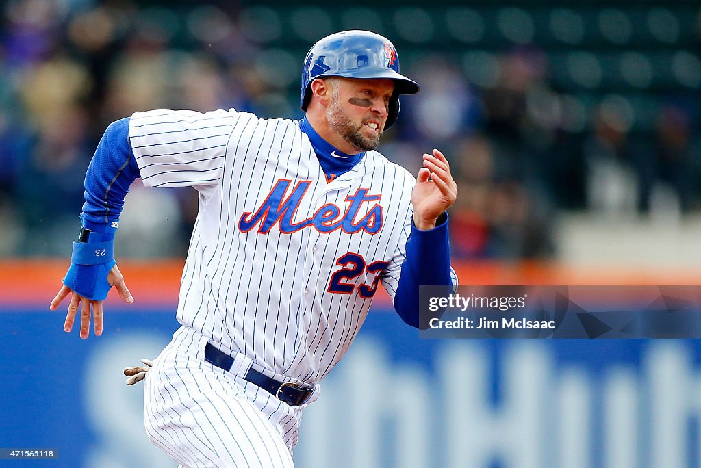 Atlanta Braves v New York Mets