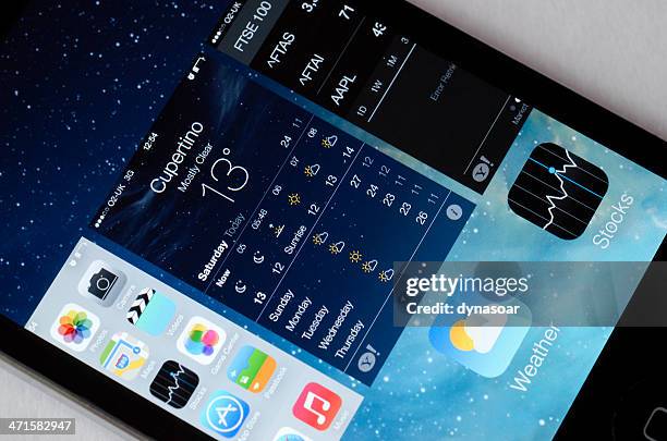 Ios Iphone Operating System 116 Iphone All Angles Stock Photos, High-Res Pictures, and Images ...