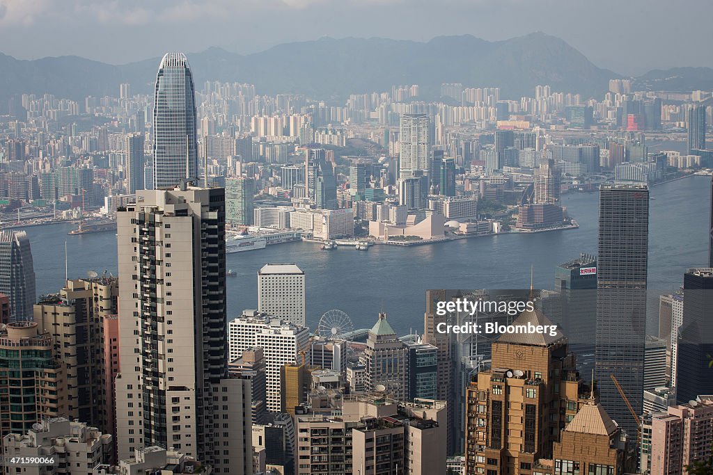 Images Of Sightseers As Hong Kong Launches Campaign To Lure Tourists