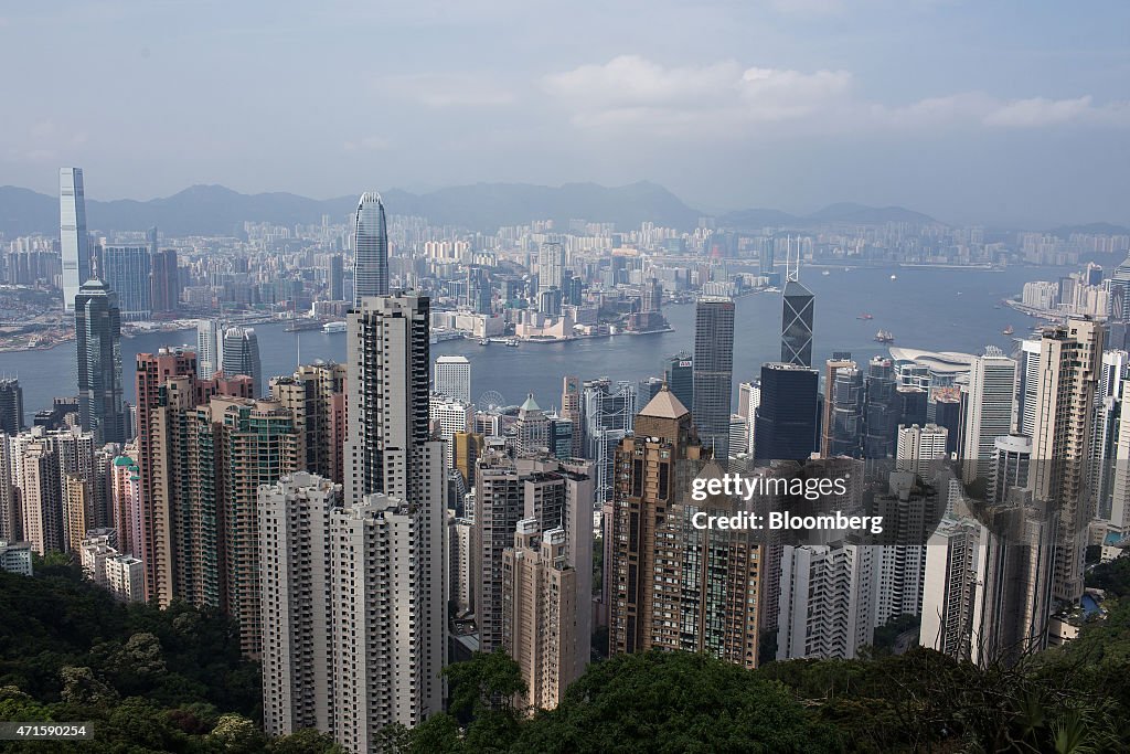 Images Of Sightseers As Hong Kong Launches Campaign To Lure Tourists