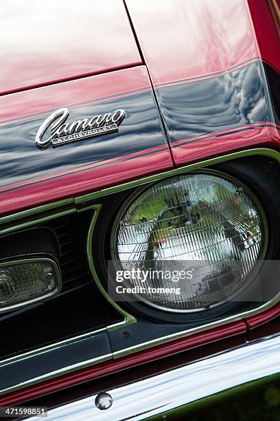 chevrolet camaro emblem - chevrolet-camaro-super-sport stockfoto's en -beelden