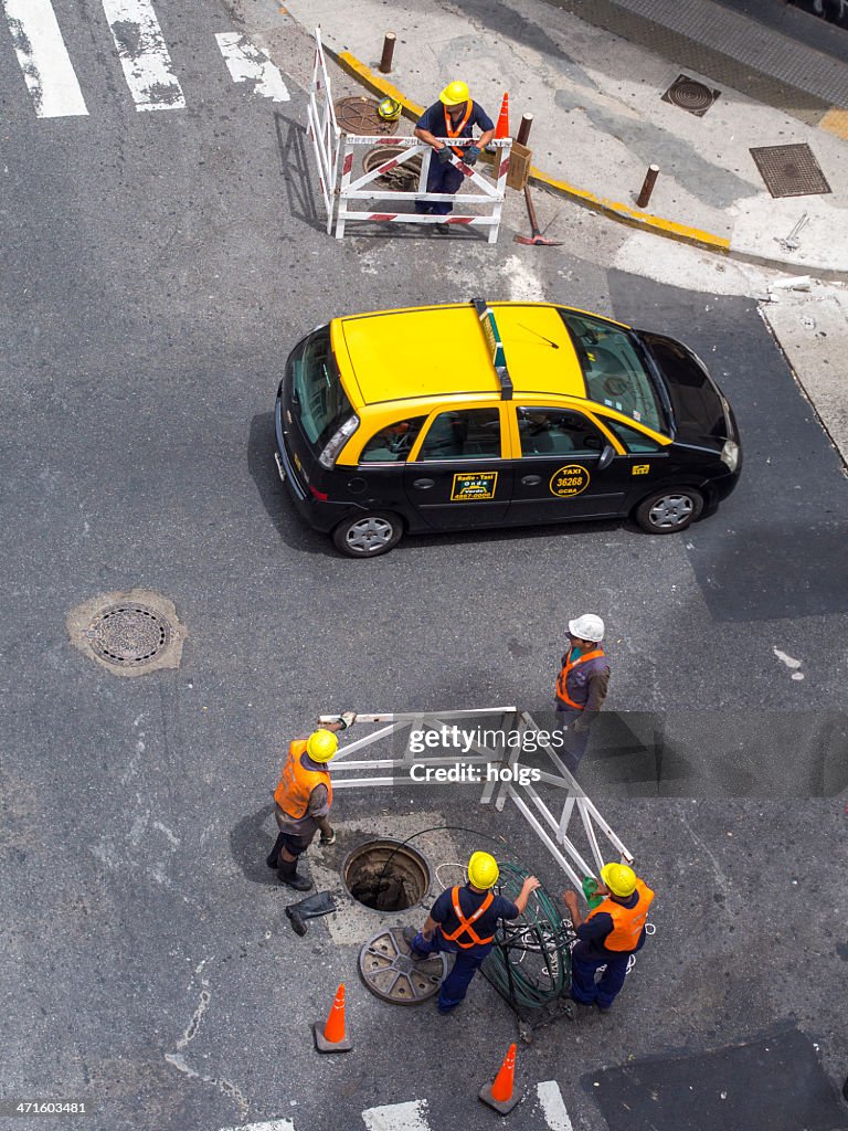 Workmen in Buenos Aires