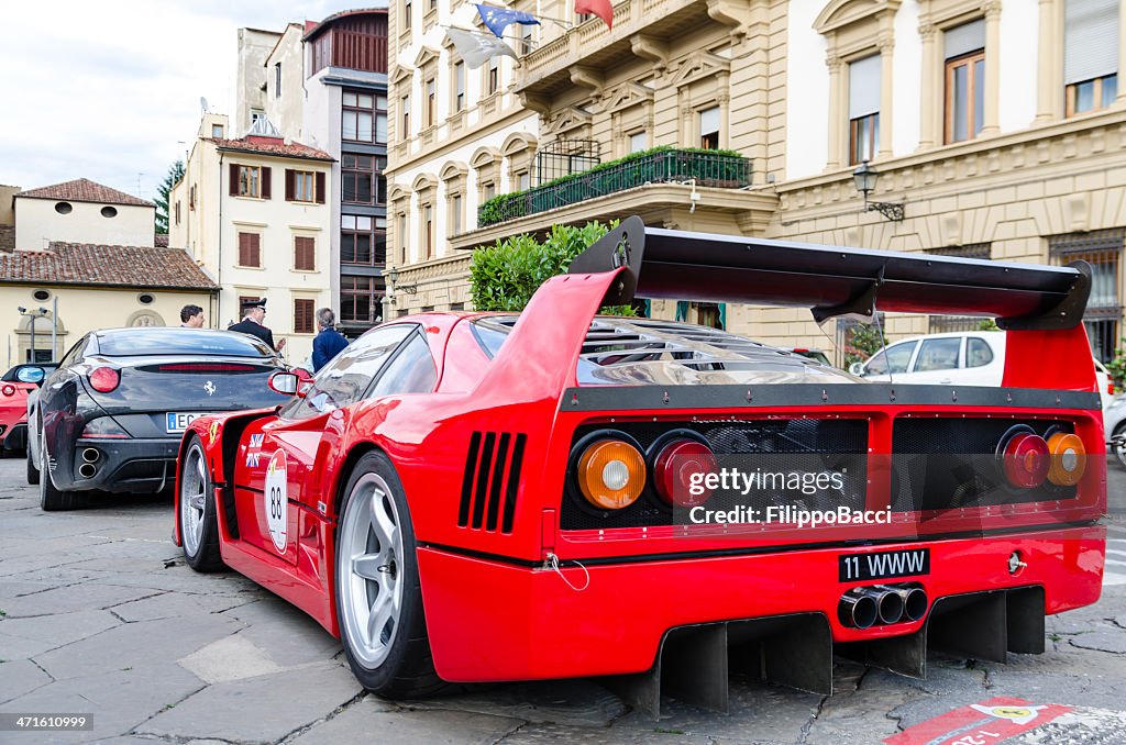 The back of a Ferrari F40