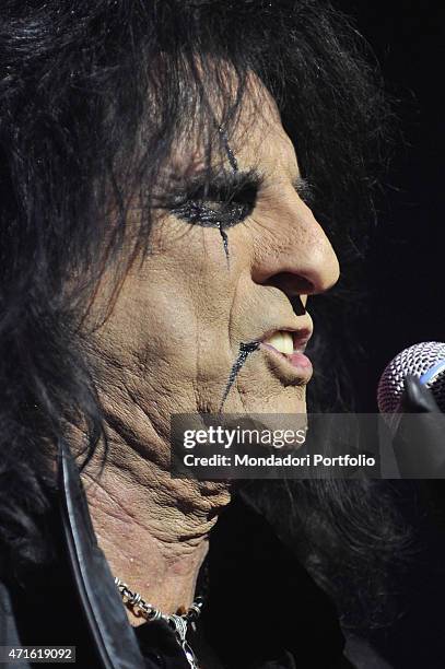 "The singer Alice Cooper performing at Alcatraz in Milan in a photo shooting. Milan, Italy. 18th November 2010 "