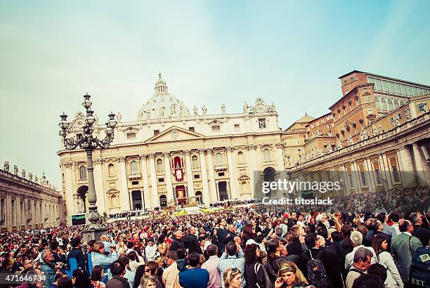 Easter Is Rome 17,019 Easter In Rome Stock Photos, High-Res Pictures, and Images ...