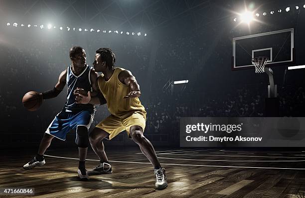 jogo de basquetebol de antologia momento - atirar ao cesto imagens e fotografias de stock