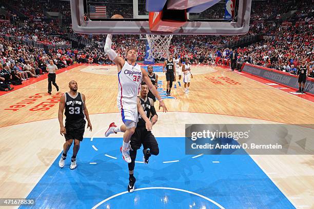 Blake Griffin of the Los Angeles Clippers dunks against the San Antonio Spurs in Game Five of the Western Conference Quarterfinals during the 2015...