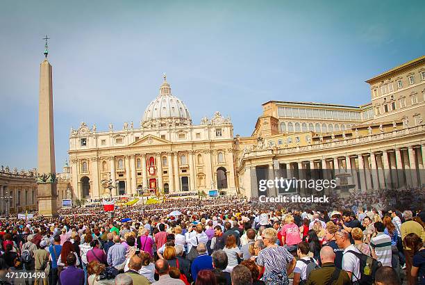 Easter Is Rome 13,590 Easter In Rome Stock Photos, High-Res Pictures, and Images ...