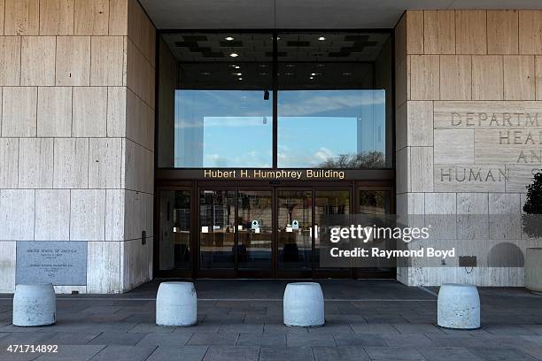 Hhs Building Hubert Humphrey Building Photos and Premium High Res Pictures - Getty ...