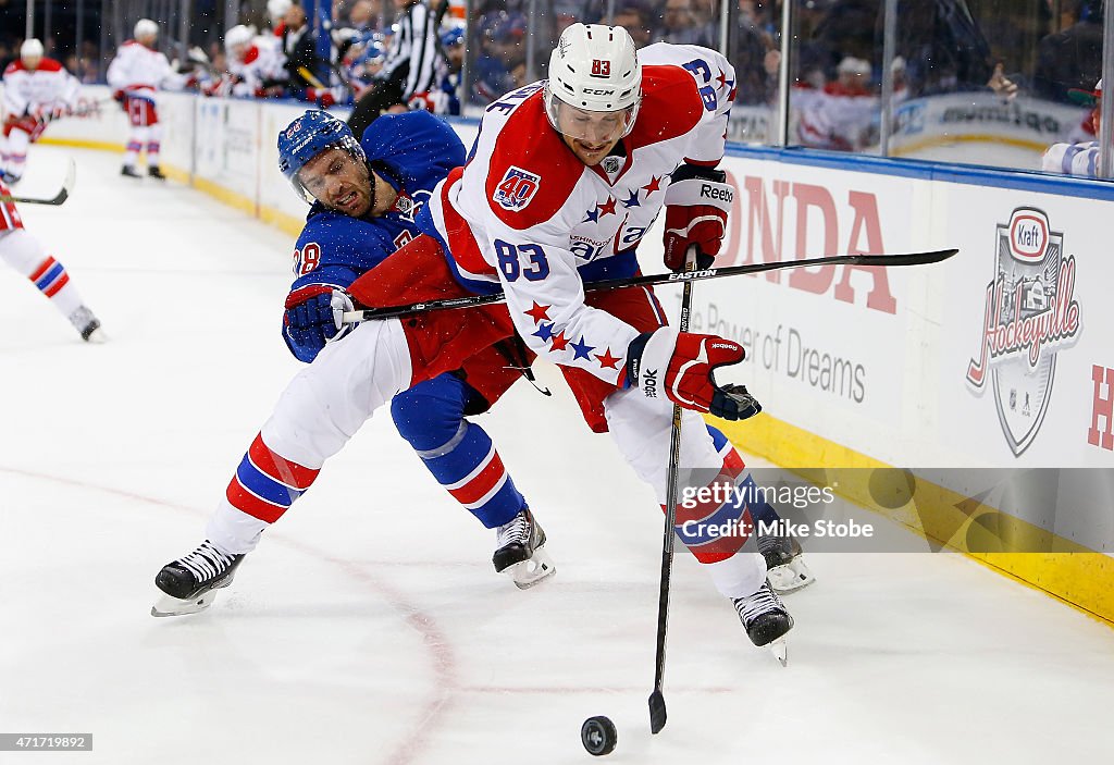 Washington Capitals v New York Rangers - Game One