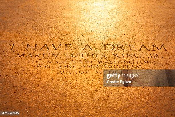 washington monument, dalla lincoln memorial - martin luther king foto e immagini stock