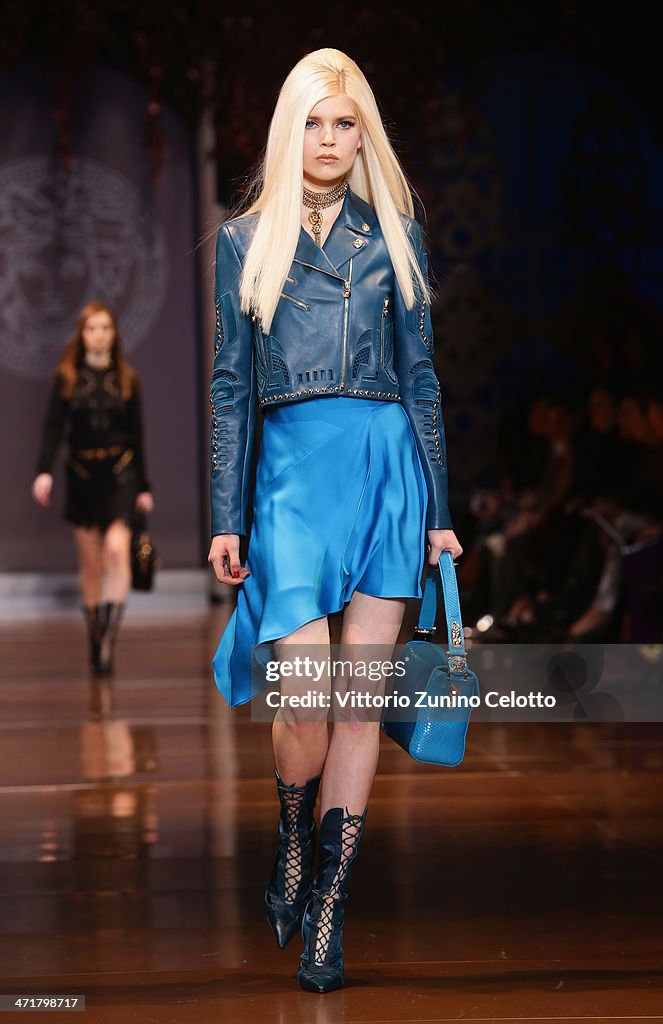 Versace - Runway - Milan Fashion Week Womenswear Autumn/Winter 2014