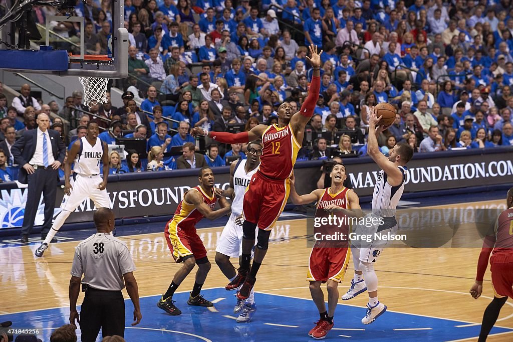 2015 Rockets Dallas Mavericks J.J. Barea in action, shooting vs Houston Rockets ...