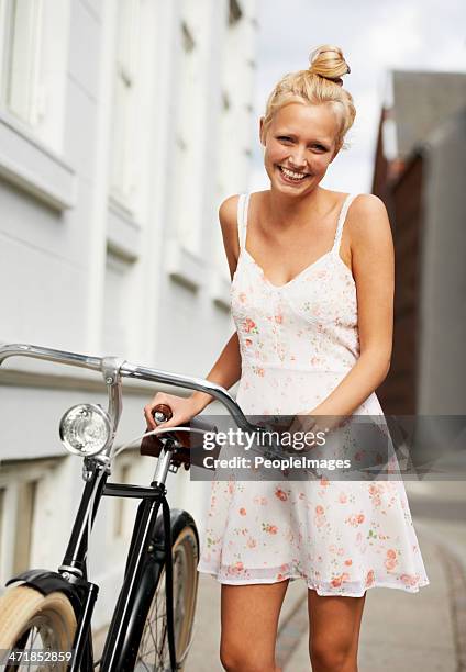 mich und mein fahrrad - thin stock-fotos und bilder