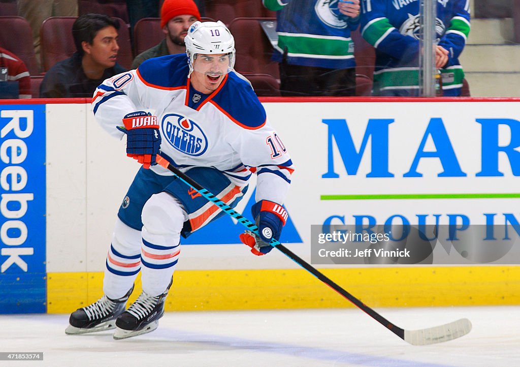 Edmonton Oilers v Vancouver Canucks