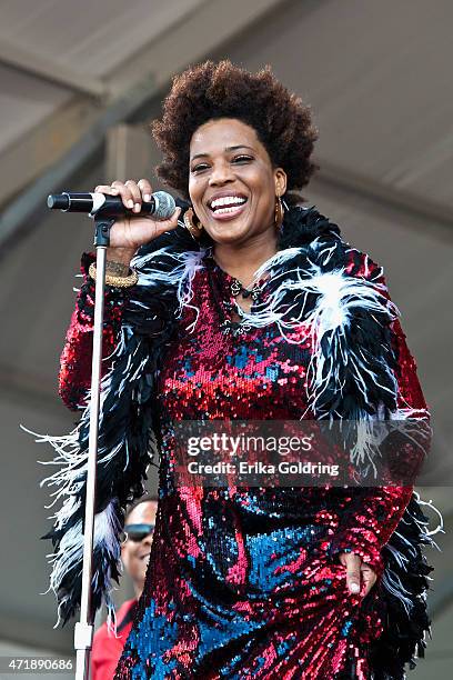 Macy Gray performs with Galactic at Fair Grounds Race Course on May 1, 2015 in New Orleans, Louisiana.