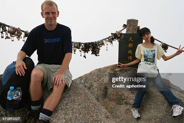 huangshan summit - huangshan mountains stock pictures, royalty-free photos & images