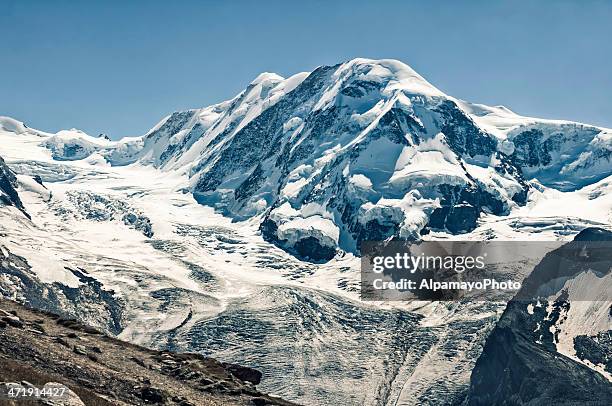 liskamm (lyskamm) 4527 m cima alla montagna, alpi pennine-xxiii - european alps foto e immagini stock