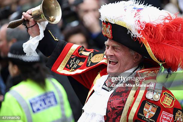 Town Cryer announces the birth of the Duke and Duchess of Cambridge's second child, a daughter on April 29, 2015 in London, England. The Duchess gave...