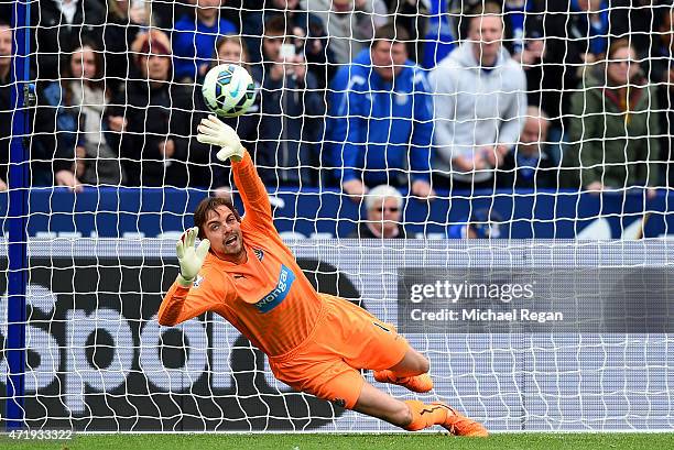 Tim Krul of Newcastle United fails to stop the penalty by Leonardo Ulloa of Leicester City during the Barclays Premier League match between Leicester...