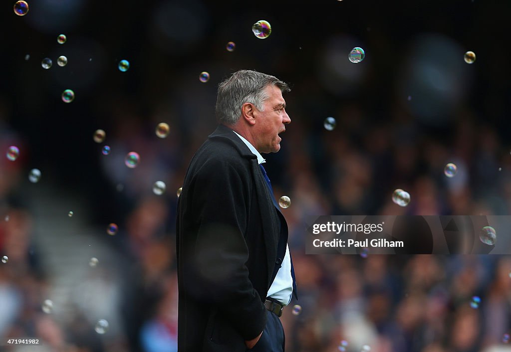 West Ham United v Burnley - Premier League