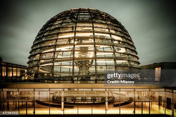 reichstag dome, berlin - reichstag stock-fotos und bilder