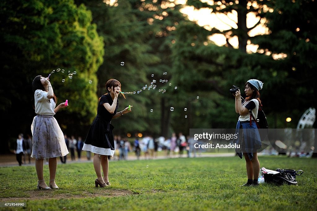 Japanese enjoy the Golden Week