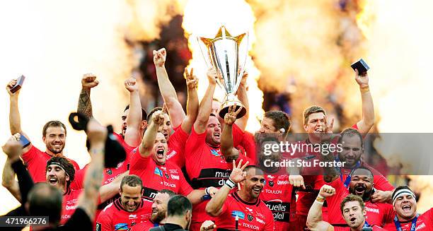 The Toulon team celebrate their victory during the European Rugby Champions Cup Final match between ASM Clermont Auvergne and RC Toulon at Twickenham...