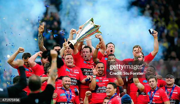 Toulon captain Carl Hayman lifts the trophy and celebrates with team mates after the European Rugby Champions Cup Final between ASM Clermont Auvergne...