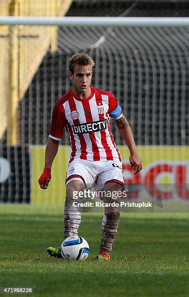 Gaston Gil Romero of Estudiantes in action during a match between Olimpo and Estudiantes as part of 11th round of Torneo Primera Division at Roberto...