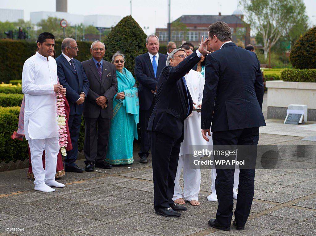 Prime Minister David Cameron Visits Neasden Hindu Temple