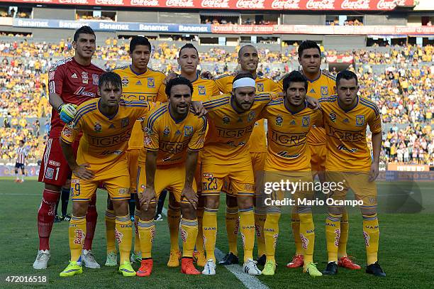 Players of Tigres pose prior a match between Tigres UANL and Chivas as part of 16th round of Clausura 2015 Liga MX at Universitario Stadium on May...