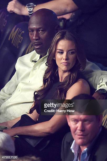Michael Jordan and wife Yvette Prieto watches the Leo Santa Cruz against Jose Cayetano featherweight bout on May 2, 2015 at MGM Grand Garden Arena in...