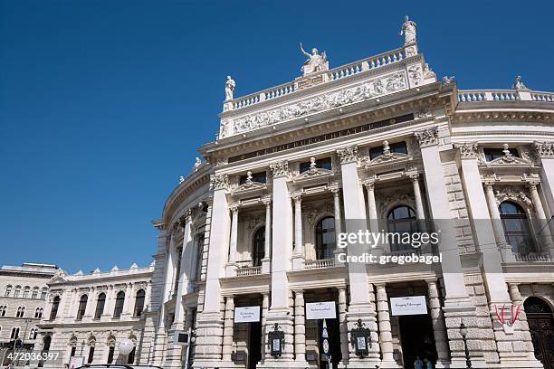 burgtheater in wien, österreich - burgtheater wien stock-fotos und bilder