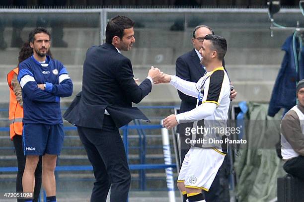 Antonio Di Natale of Udinese Calcio celebrate with Head coach of Udinese Andrea Stramaccioni after scoring his opening goal during the Serie A match...