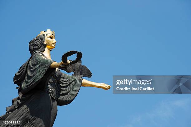 sveta ソフィア像でソフィア buglaria - ブルガリア ソフィア ストックフォトと画像