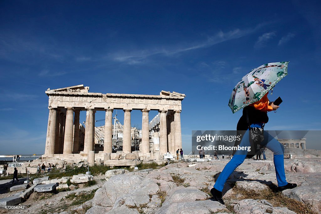 Daily Life And Reaction To Greece Aid Deal