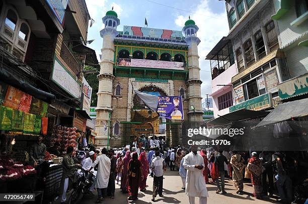 dargah of moinuddin chishti - ajmer stock pictures, royalty-free photos & images