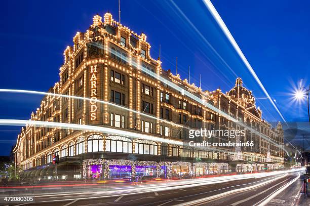 london, the harrods department stores at night - harrods 個照片及圖片檔