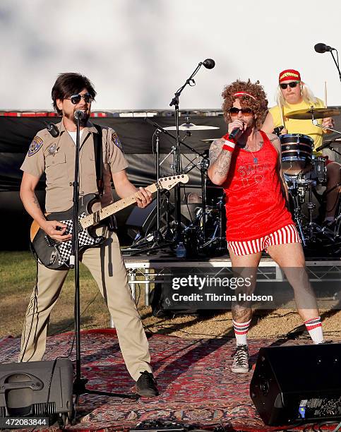 Earl Thomas Singer Photos and Premium High Res Pictures - Getty Images