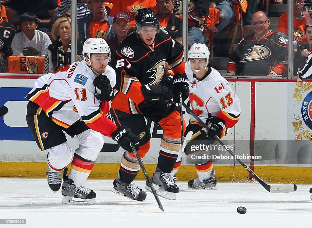 Calgary Flames v Anaheim Ducks - Game Two